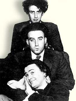 Peter Sellers, Spike Milligan and Harry Secombe pose