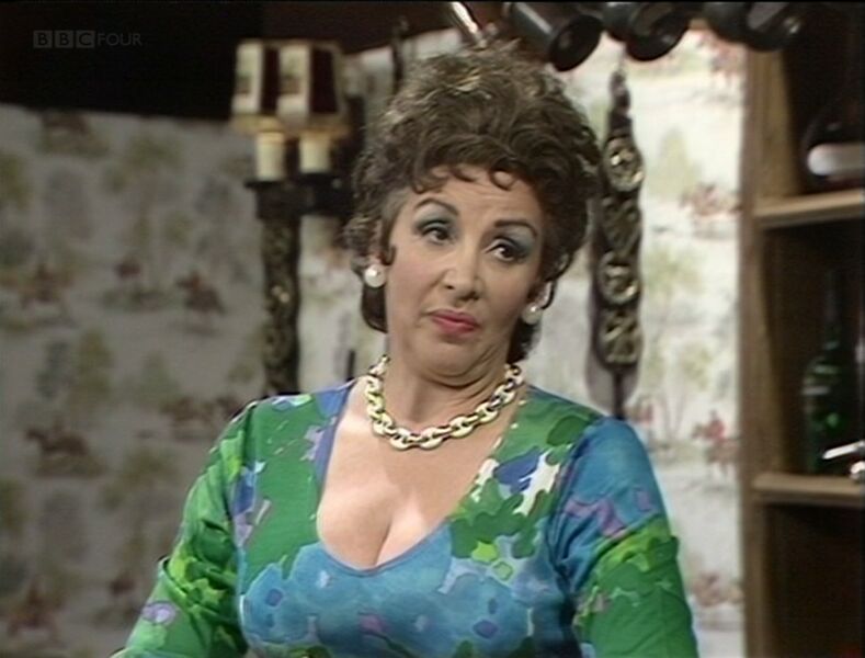 File:Pamela Manson 1976.jpg